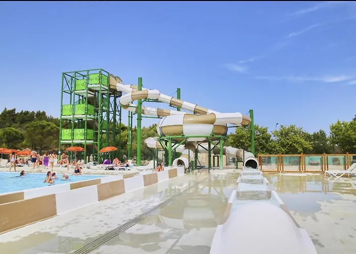 Mobil-Home 6 Personnes - Camping La Falaise 4* / Piscine / Club Enfants / Spa / Restaurant / Animations