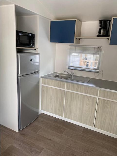 Mobil-home 6 Personnes - La Falaise 4* / Piscine / Club Enfants / / Restaurant / Animations Apartment